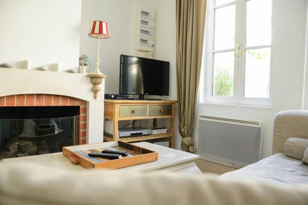 La Maison Bleue Holiday home *