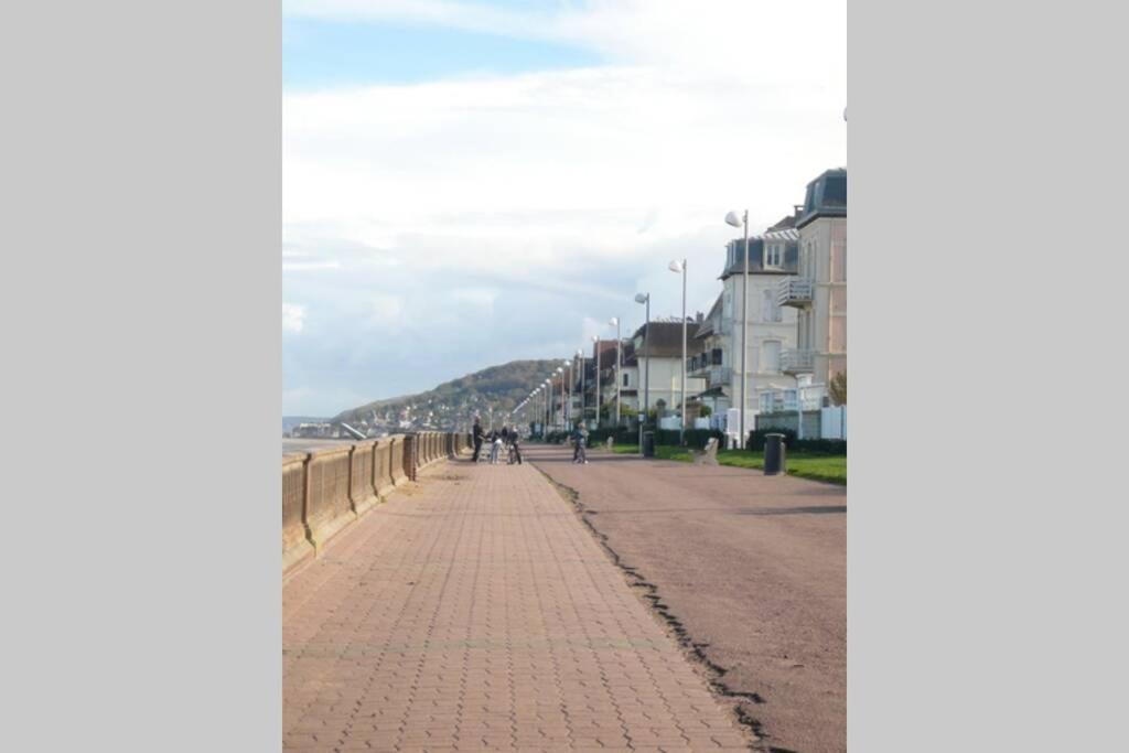 La Maison Bleue * Cabourg